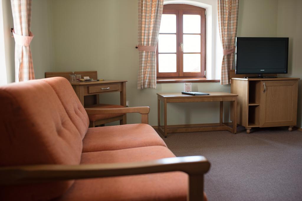 Penzion Nad Oborou Hradec Kralove Luaran gambar
