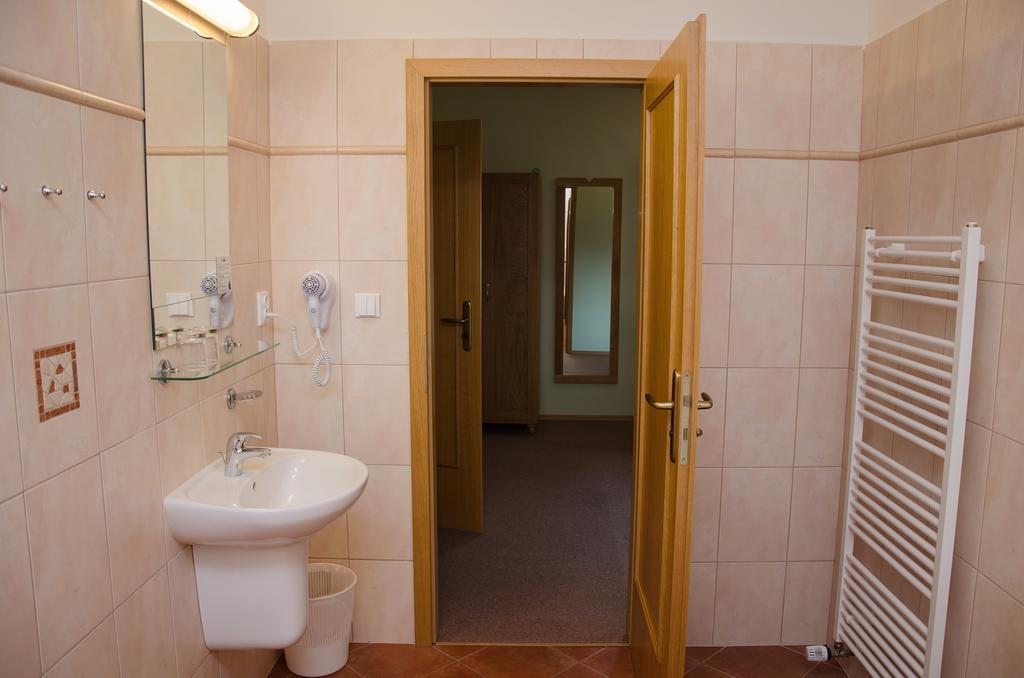 Penzion Nad Oborou Hradec Kralove Luaran gambar