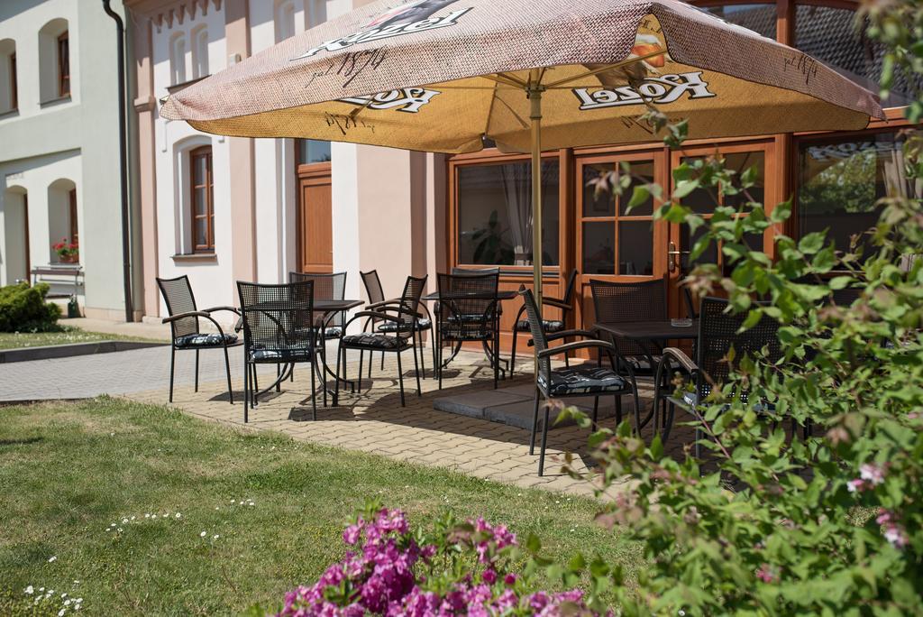 Penzion Nad Oborou Hradec Kralove Luaran gambar