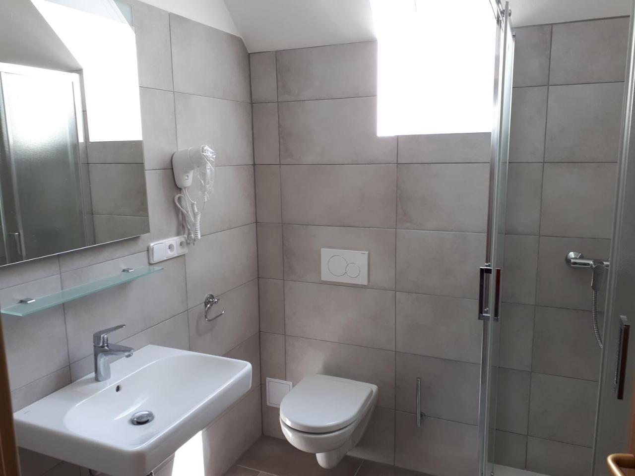 Penzion Nad Oborou Hradec Kralove Luaran gambar